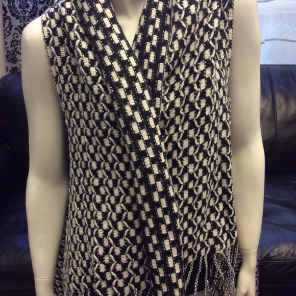Made in Italy long knitted open front wrap vest - Picture 6 of 8